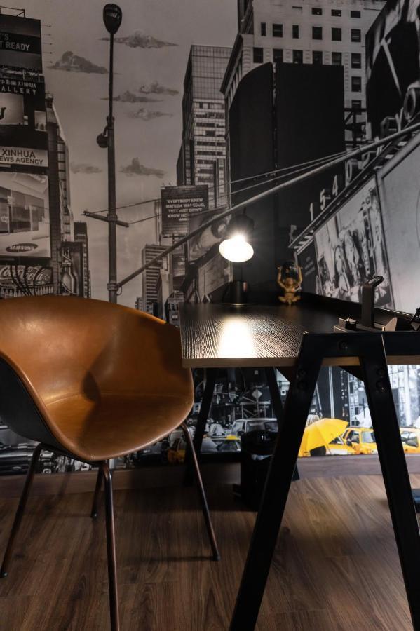 B&Business - Fibra Ultraveloce, Angolo Fitness, Smartworking & Parcheggio Coperto Su Richiesta Козенца Екстер'єр фото